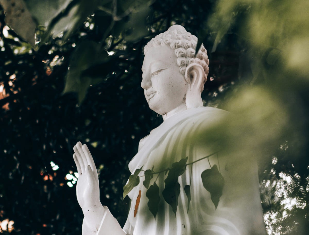 Buddha Statue © hombre-smsUiYvFA9Q auf unsplash.com