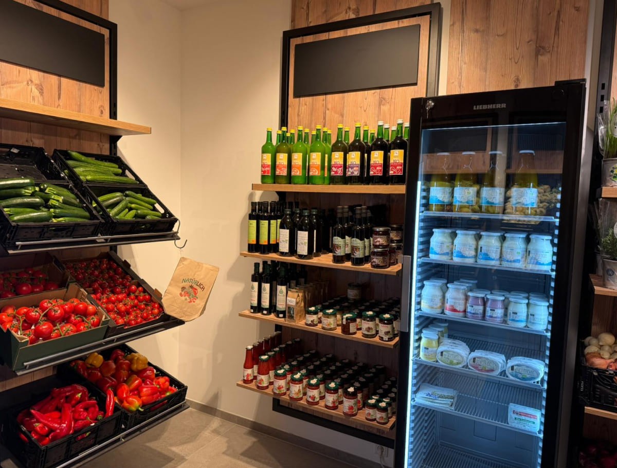 Ganzj&auml;hrig ge&ouml;ffnet - Obst und Gem&uuml;se, Milchprodukte im Hofladen