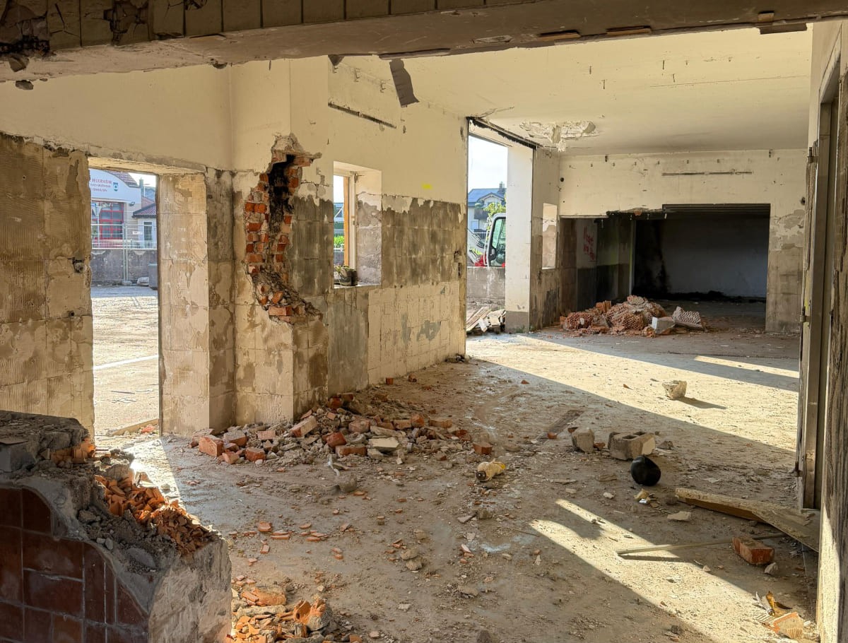 Umbau / Abriss der alten Halle